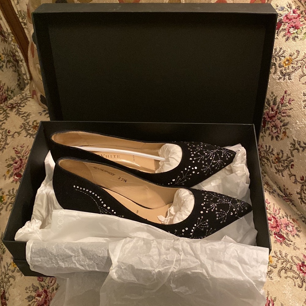 Black suede shoes with Swarovski on top . Size 37,5 Made in Italy